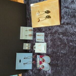 Misc. Brands Set of 7 Fashion Pierced Earrings - New & Used Gold & Silver Tone